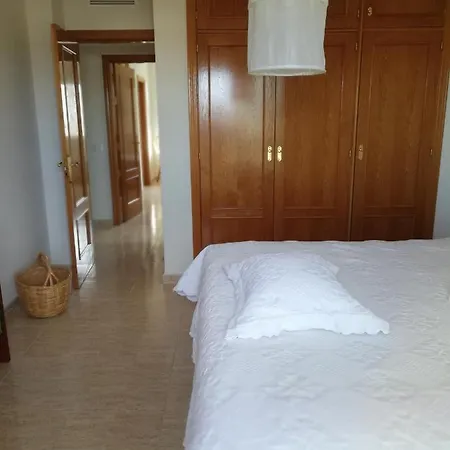 Casa Rita E Felix * Quarteira